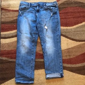 Gap girlfriend cropped jeans